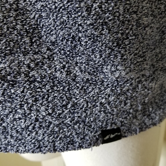 TECHSTYLES gray heathered fuzzy long sleeve sweater top GREENPORT NEW YORK logo - Picture 4 of 8